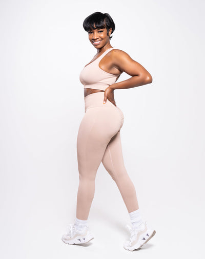 Creme Scrunch Leggings